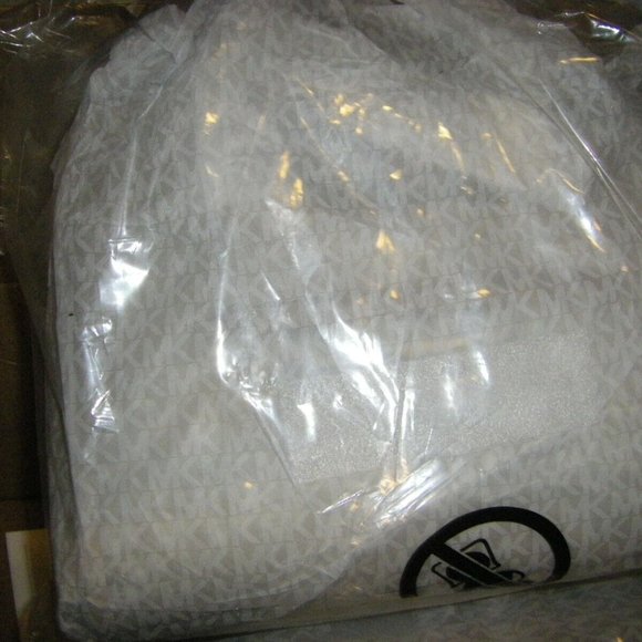 Michael Kors Prescott Backpack Heather Gray Nylon Large Size NEW SEALED - Picture 9 of 10